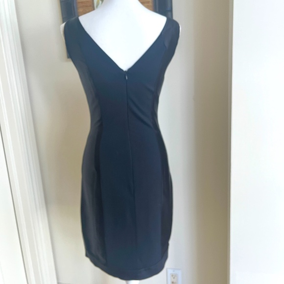 Halston Heritage Sleeveless Stretch Black Cocktail Dress Size S - Picture 4 of 7
